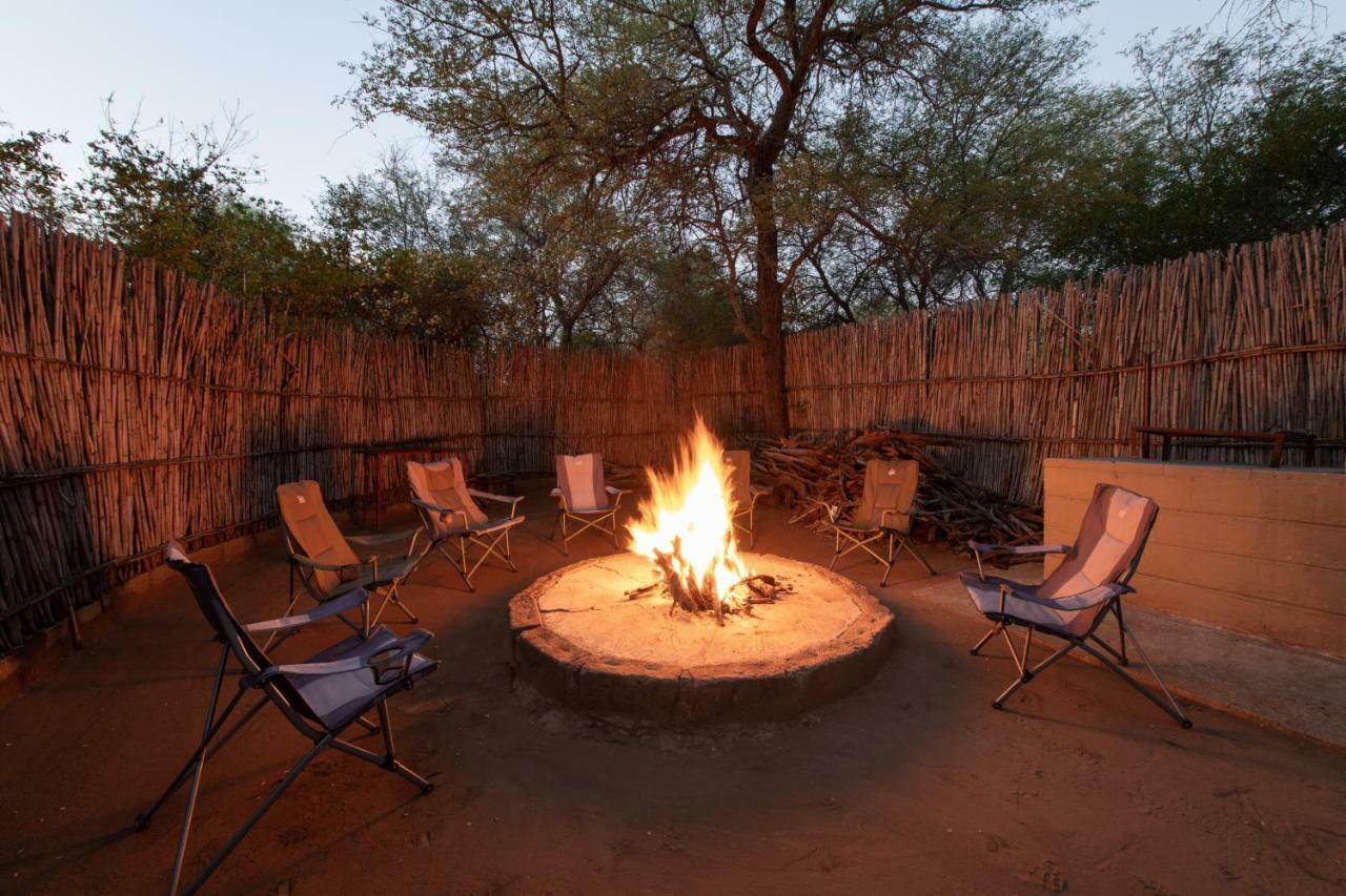 Malilule Safaris Villa โฮดสปรูท ภายนอก รูปภาพ