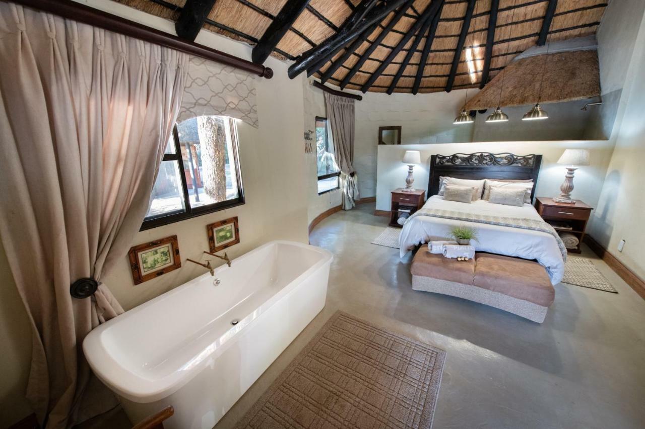 Malilule Safaris Villa โฮดสปรูท ภายนอก รูปภาพ